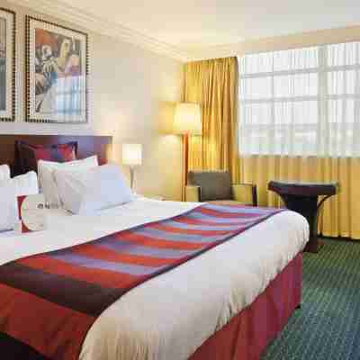 Crowne Plaza Liverpool John Lennon Airport Rooms