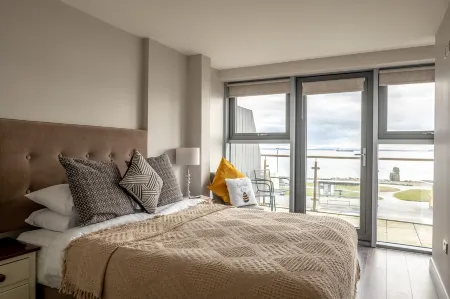 Galway Bay Sea View Apartments Отели рядом с достопримечательностью «Quay Street»