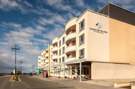 Galway Bay Sea View Apartments Отели рядом с достопримечательностью «Quay Street»