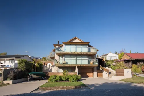 Lakeside Rd - Lake Views - Sleeps 10