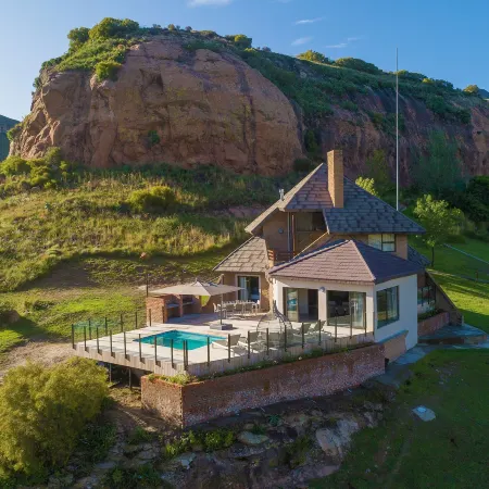 Kiara Lodge