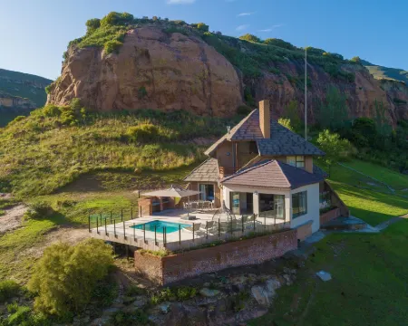 Kiara Lodge Hotels in Thabo Mofutsanyane