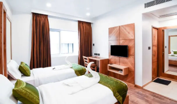 Treebo Vinayak Inn, 600 MTS from Coimbatore Railway Station Hotels near Vellingiri Hill Temple