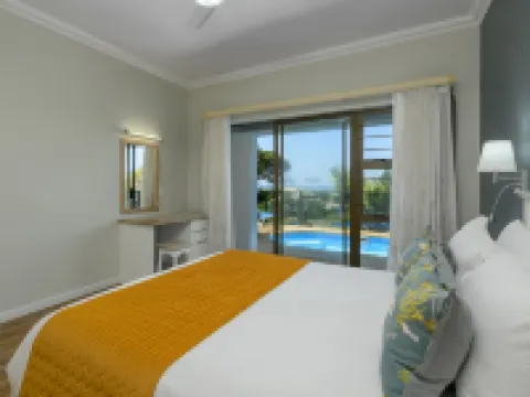 Margate Beach Club Hotels in Margate