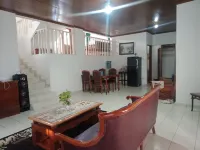 Villa Kota Bunga Anggrek Hotels in Pacet