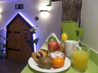 Pensión AliciaZzz Bed and Breakfast Bilbao
