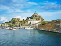 Siora Vittoria Boutique Hotel Hotels near Public Library