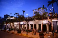 Batey Hotel Boutique Отели в г. 