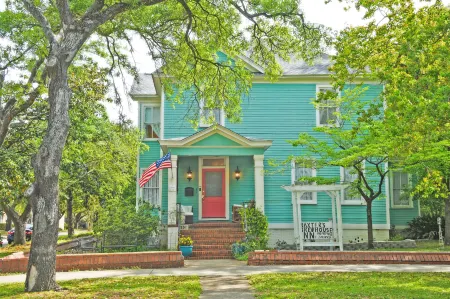 Baxter's Brewhouse Inn Отели в г. Джорджтаун