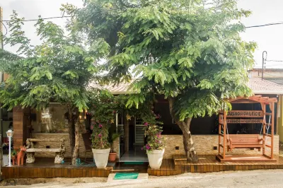 Pousada da Leide Hotels near Praia do Sancho