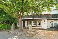 Ferienwohnung mit ca 90 qm - in Ruhiger Lage - mit Terasee Hotels in Wetter