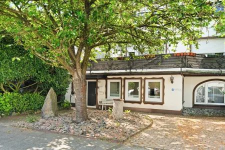 Ferienwohnung mit ca 90 qm - in Ruhiger Lage - mit Terasee