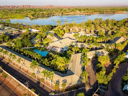 The Kimberley Grande Resort Отели в г. Кананерра
