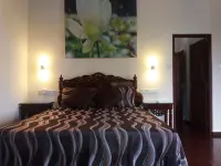 Asian Jewel Boutique Hotel Hotels in Хіккадува