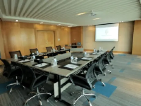 Kuwait Grand Hotel クウェートのホテル