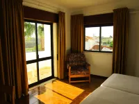 Hotel Alcaide - 3-Star