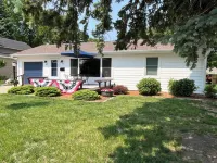 2 E-Bikes & Kayaks included & No Cleaning Fees!! - 2-Sterne
