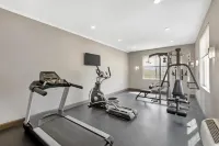 Best Western Cooperstown Inn  Suites - Gym