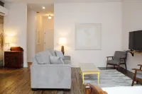 Bischoff Inn - Former 1870 Furniture Factory Now 5 Room Boutique Hotel