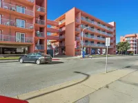 Americana Motor Inn on Boardwalk Hotels near Boardwalk