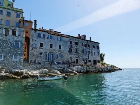 Apartments Hinterreiter Отели рядом с достопримечательностью «Fountain on Main Square»