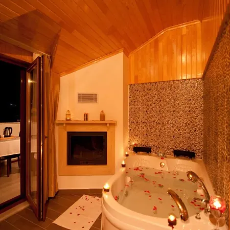 Defne Otel
