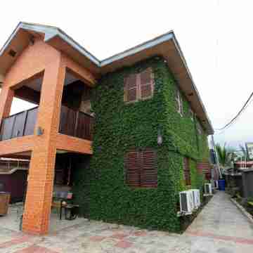 Bays Boutique Apartment Hotel Exterior