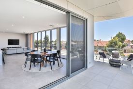 Indulge Apartments - City View Penthouses