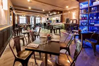 Hôtel Saint Louis Hotels in Aigues-Mortes