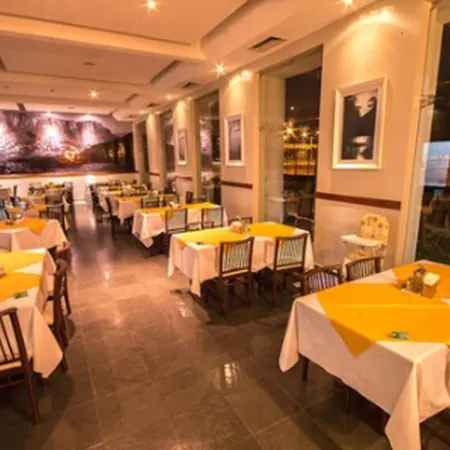 Aipana Plaza Hotel
