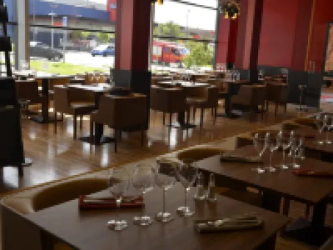 樂格蘭德酒店 莫伯日酒店