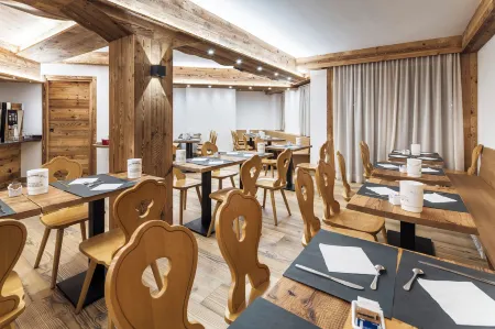 Hotel Olimpia Отели в г. Борка-ди-Кадоре