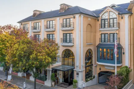 el PRADO Отели рядом с достопримечательностью «The Museum of American Heritage»