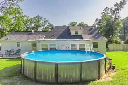 Near Fort Moore & Downtown - Our White House