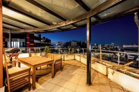 Sofia Luxury 3-Bed Penthouse Apartment Sleeps 6