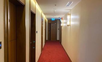 Al Hayat Hotel