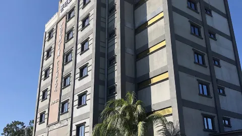 Punta Clark Hotel in Мабалакат