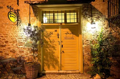 Macaron Konagi Hotels in 