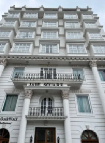 Jade Square