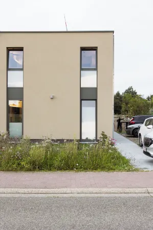 Inova Guesthouse - Comfort Room with Private Bathroom and Access to Shared Facilities