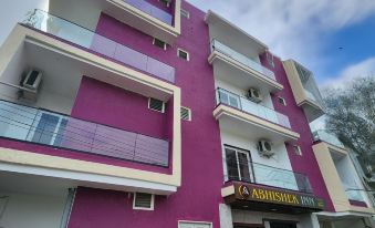 Hotel Abhishek Inn