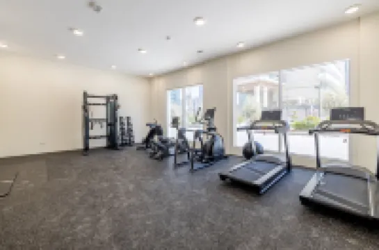 Unlock Metropolis Business Bay