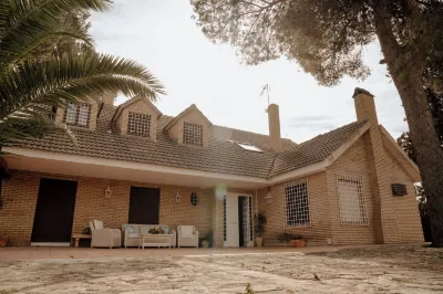 Vega de la Reina Hotels near Costajump Jaén (Whatsapp +34 685682492)