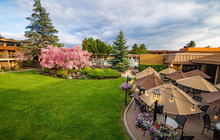 Mirabeau Park Hotel