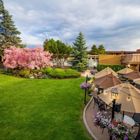 Mirabeau Park Hotel