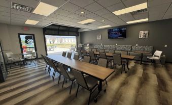GreenTree Inn  Maryville - Bearcat Inn & Suites