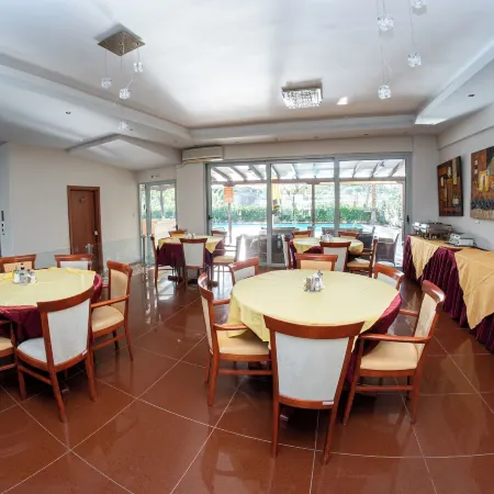 Hotel Ena