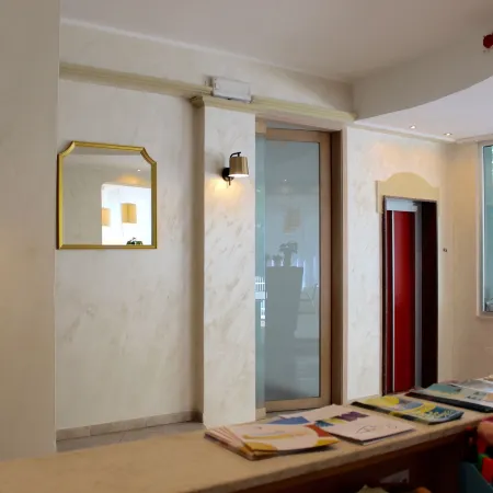 Hotel King
