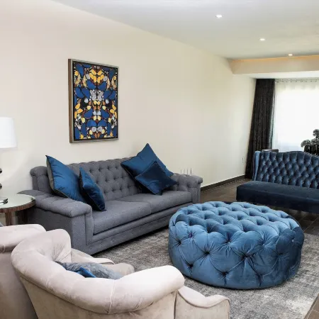 Suites Rio Elba Отели рядом с достопримечательностью «Чапультепекский дворец»