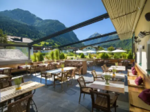 Hotel Kaprunerhof فنادق في كابرون